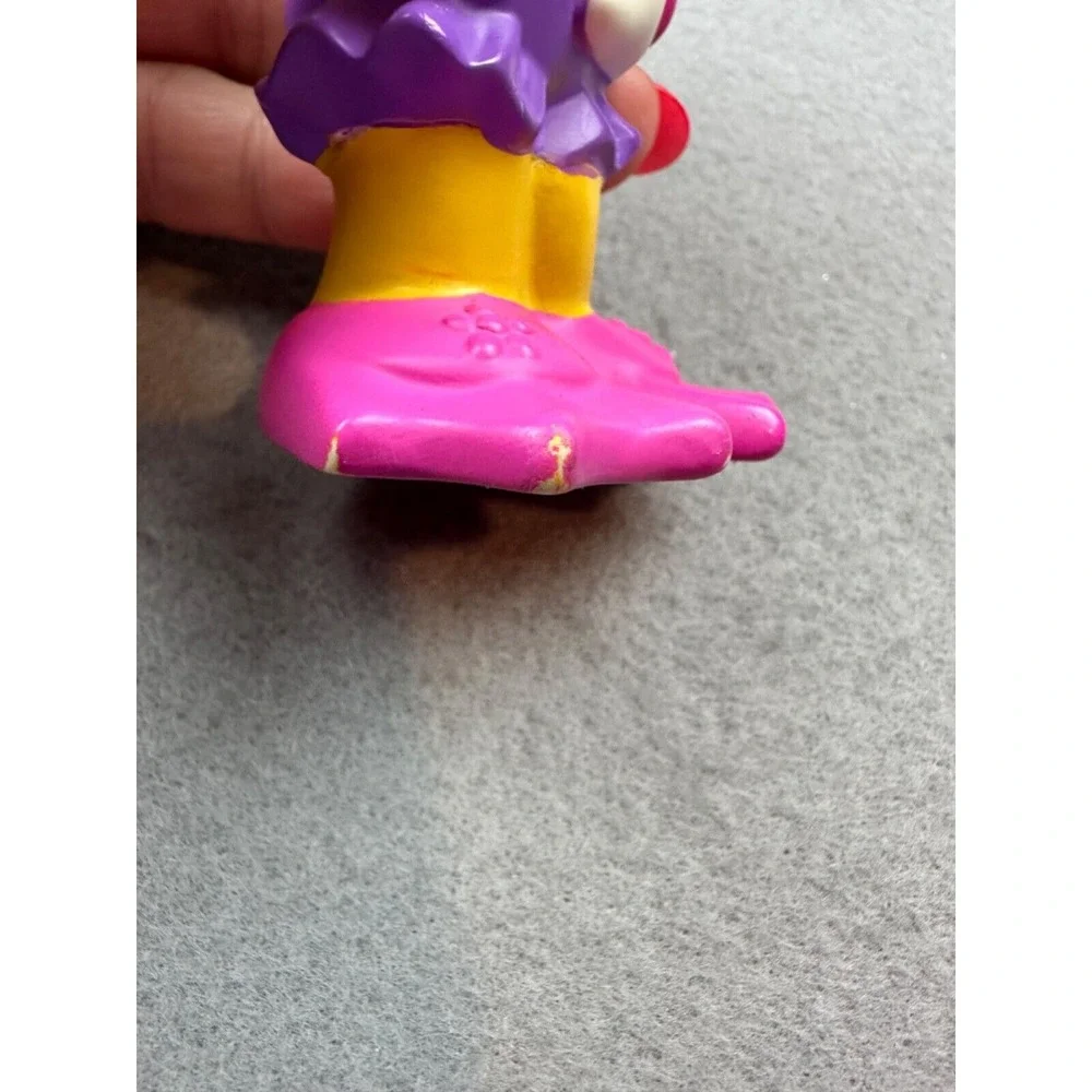 Disney Daisy Duck‎ Figure Cake Topper Toy Plastic 2014 Mattel - 4.25